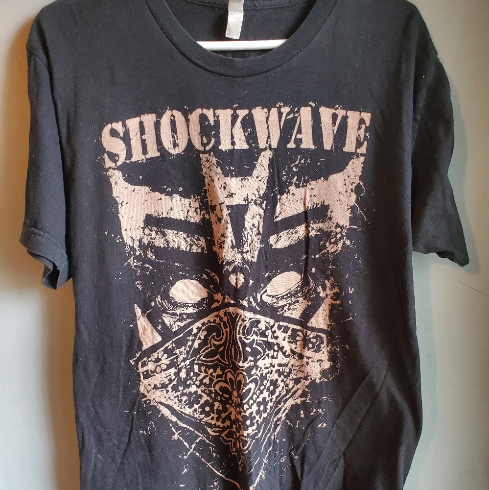 SHOCKWAVE "Hardcore band" T Shirt.